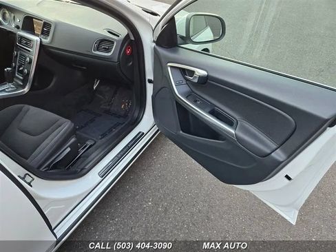 Used 2012 Volvo S60 T5 FWD image 18