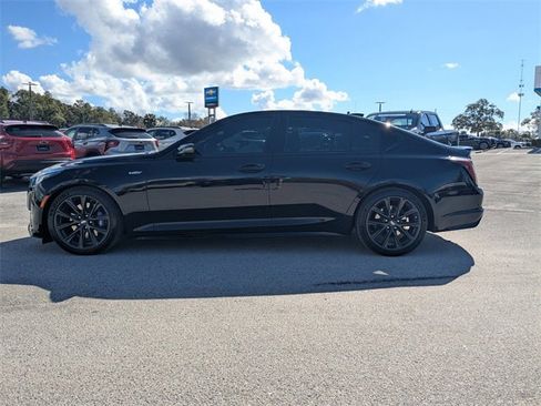 Used 2021 Cadillac CT5 V image 6