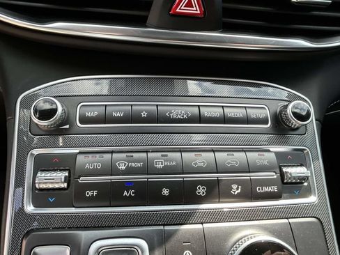 Used 2022 Hyundai Santa Fe SEL w/ Convenience + Premium Package FWD image 20