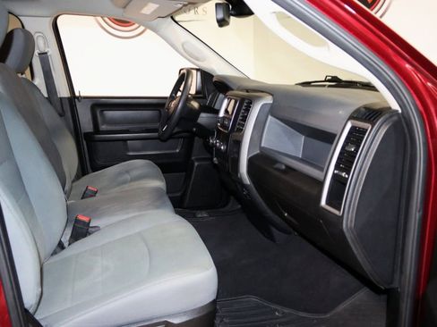 Used 2018 RAM 1500 Express image 52