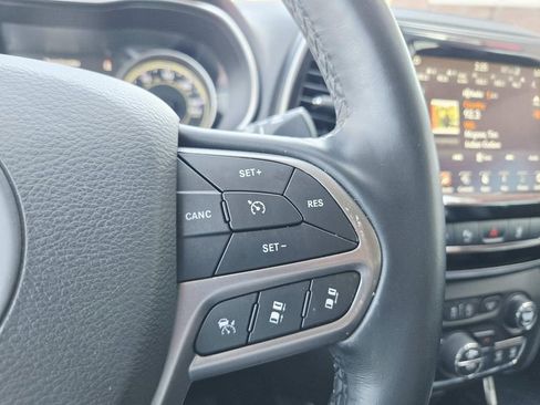 Used 2021 Jeep Cherokee Limited w/ Elite Package image 21