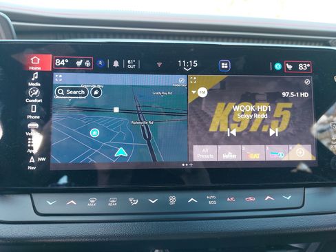 Used 2025 Dodge Charger R/T w/ Quick Order Package 25M R/T image 22