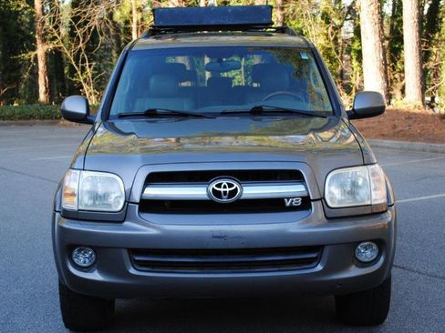 Used 2005 Toyota Sequoia Limited image 3