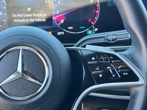 Used 2025 Mercedes-Benz GLE 350 4MATIC w/ AMG Line Exterior image 20