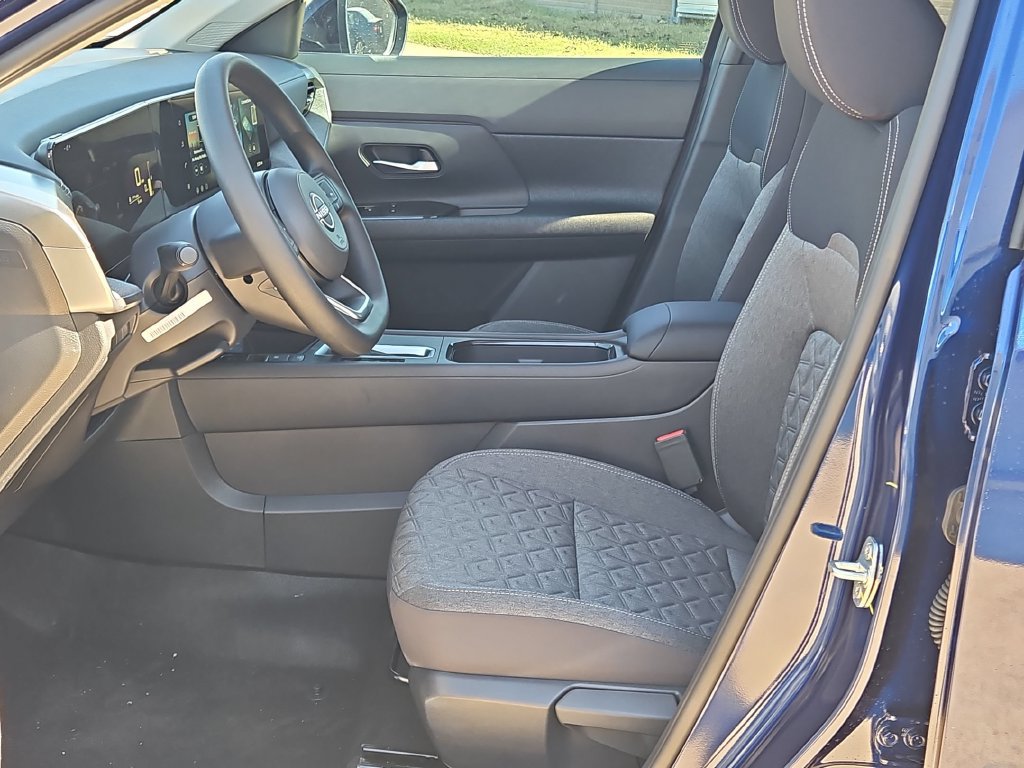 New 2027 Nissan Kicks SV AWD/4WD image 11