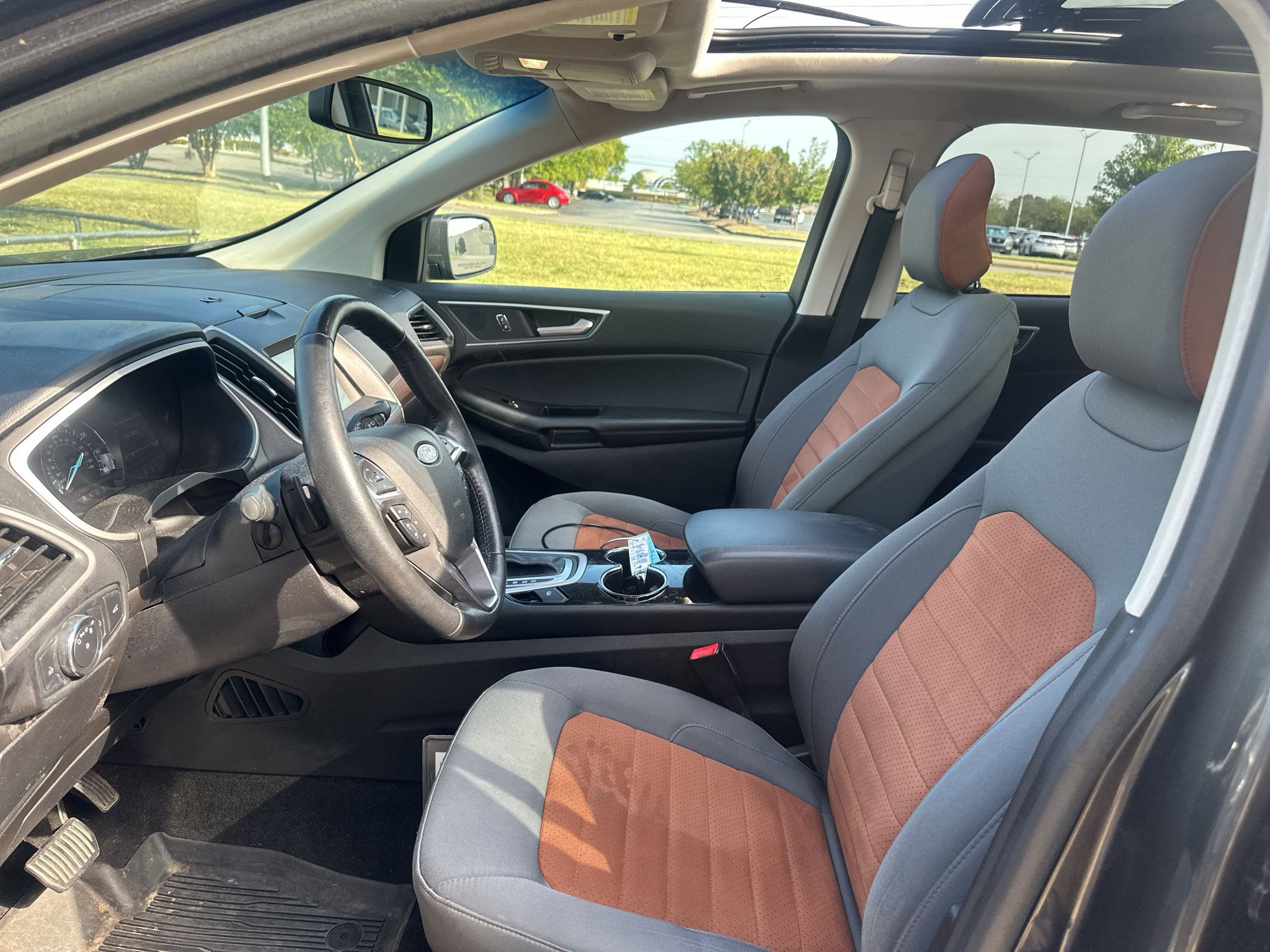 Used 2018 Ford Edge SEL w/ Equipment Group 201A AWD/4WD image 18