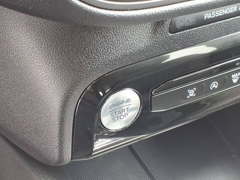 Used 2024 Ford Escape Active w/ Tech Pack #1 AWD/4WD image 22
