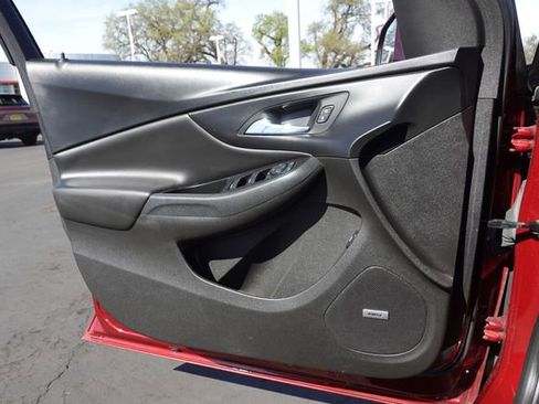 Used 2017 Chevrolet Volt Premier w/ Driver Confidence Package image 22