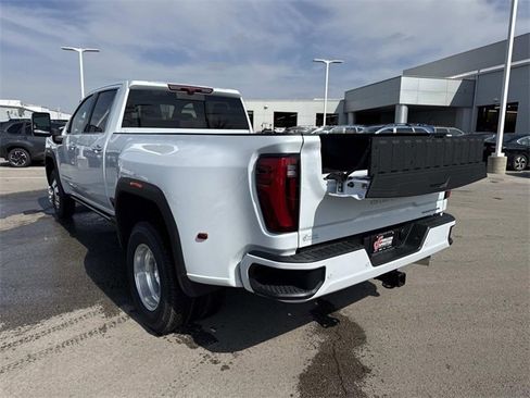 New 2026 GMC Sierra 3500 Denali w/ Denali Reserve Package image 6