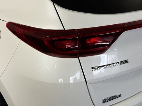 Used 2022 Kia Sportage EX image 36