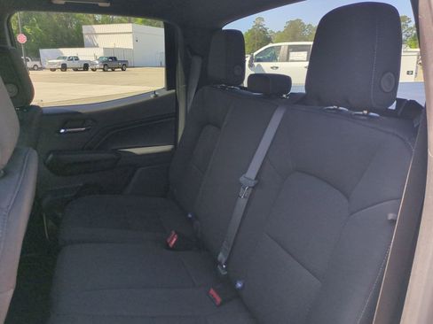 Used 2024 Chevrolet Colorado LT RWD image 24