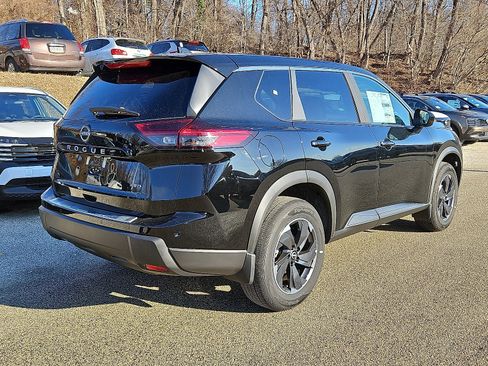 New 2026 Nissan Rogue SV w/ Cold Weather Package image 6