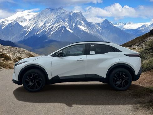 New 2026 Toyota C-HR AWD/4WD image 2