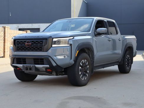 Used 2023 Nissan Frontier PRO-4X w/ Pro Convenience Package AWD/4WD image 2
