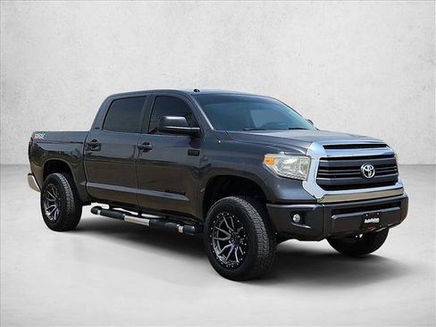 Used 2014 Toyota Tundra SR5 w/ SR5 Upgrade Package RWD image 9