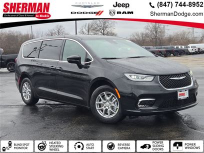 New 2026 Chrysler Pacifica Select