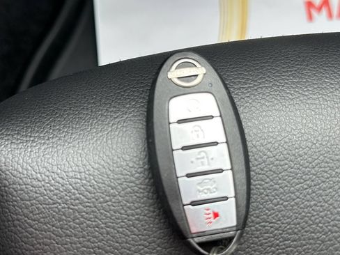 Used 2023 Nissan Altima 2.0 SR FWD image 32