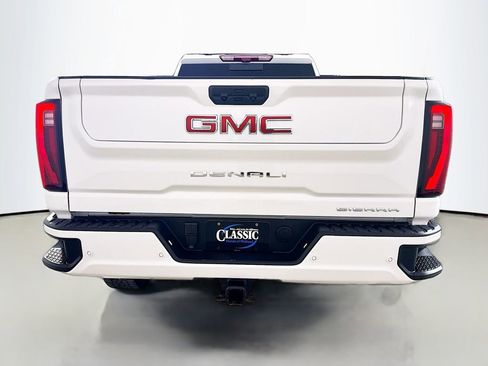 Used 2024 GMC Sierra 3500 Denali w/ Denali Reserve Package image 6