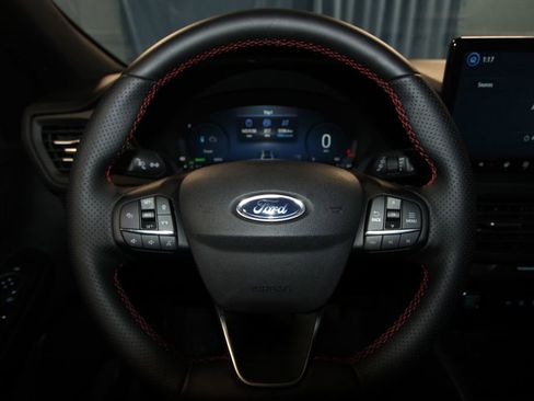 Used 2025 Ford Escape ST-Line Elite w/ Tech Pack #2 image 12