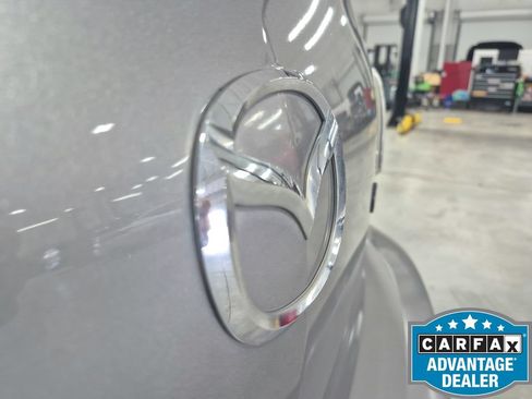 Used 2012 MAZDA MAZDA3 i Sport FWD image 33