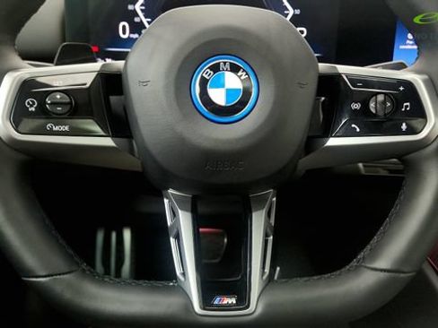 Used 2024 BMW i5 eDrive40i w/ Executive Package RWD image 54