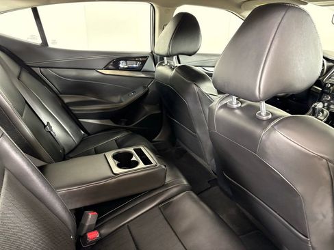 Used 2023 Nissan Maxima SV w/ Floor Mat Group image 20