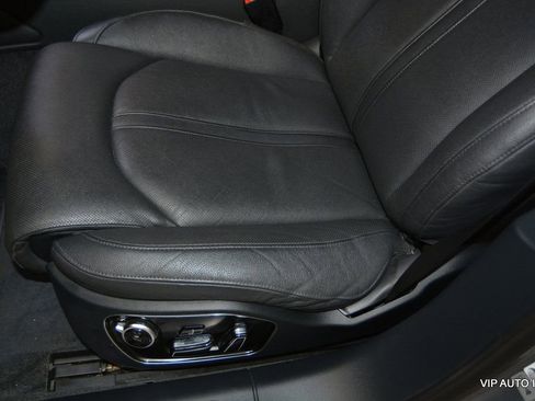 Used 2013 Audi A8 4.0T image 20