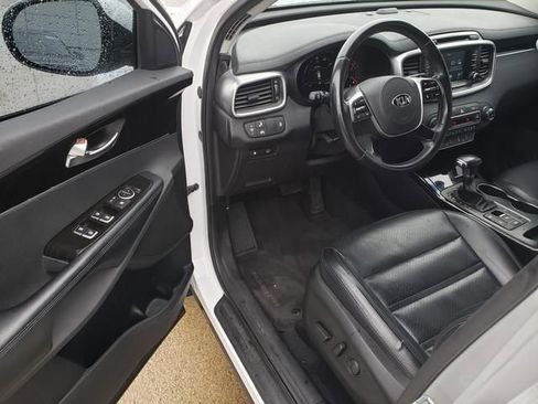 Used 2019 Kia Sorento EX AWD/4WD image 12