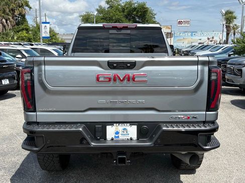 Used 2024 GMC Sierra 2500 AT4X AWD/4WD image 6