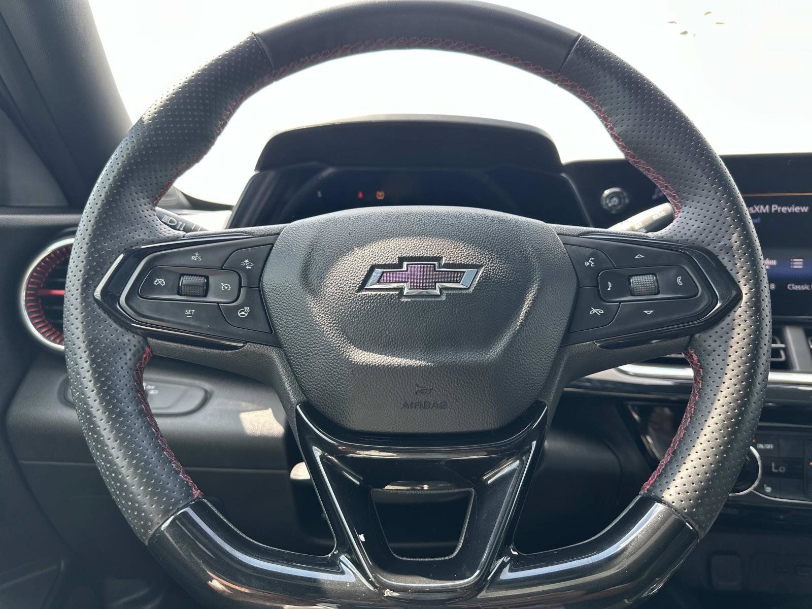 Certified 2024 Chevrolet Trax RS w/ Sunroof Package FWD image 19