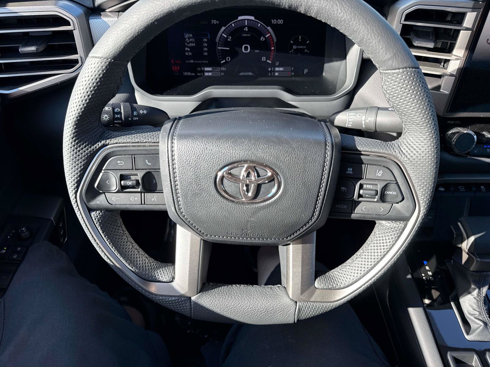 Used 2026 Toyota Tundra Limited AWD/4WD image 27