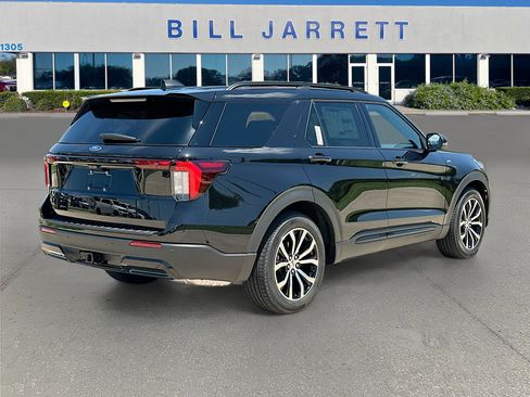 New 2026 Ford Explorer ST-Line w/ Premium Package RWD image 4
