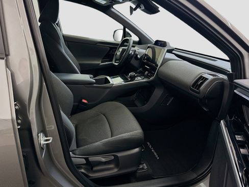 Used 2024 Subaru Solterra Premium image 32