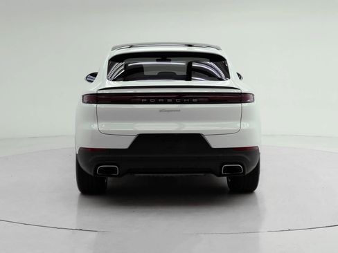 Used 2026 Porsche Cayenne Coupe AWD/4WD image 7