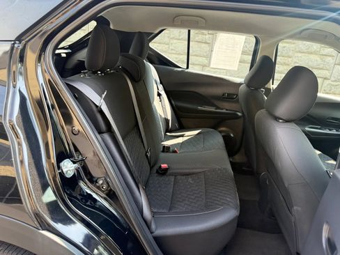 Used 2021 Nissan Kicks S FWD image 31