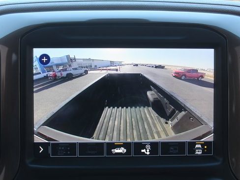 Used 2022 Chevrolet Silverado 2500 High Country w/ Safety Package II image 39