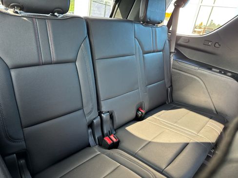 Used 2023 Chevrolet Tahoe RST w/ Luxury Package AWD/4WD image 6