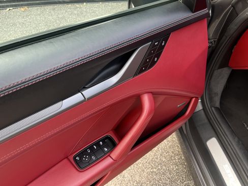 Certified 2022 Porsche 911 Carrera image 20