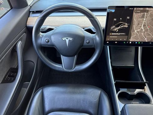 Used 2018 Tesla Model 3 Long Range AWD/4WD image 26