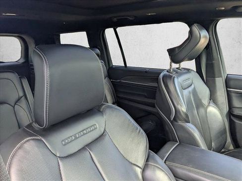 Used 2021 Jeep Grand Cherokee L Overland w/ Advanced Protech Group III AWD/4WD image 19