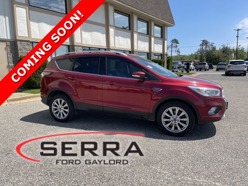 Used 2017 Ford Escape Titanium w/ Canadian Touring Package AWD/4WD image 1