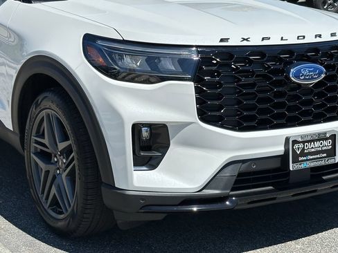 New 2026 Ford Explorer ST w/ Sun And Sound Package AWD/4WD image 14