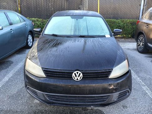 Used 2011 Volkswagen Jetta Sedan image 5