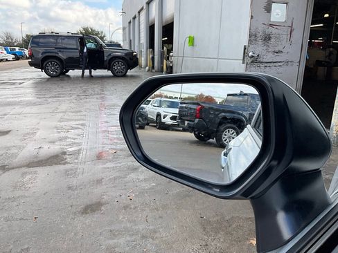 Used 2025 Toyota Camry LE image 18