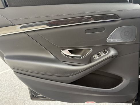 Used 2020 Mercedes-Benz S 560 S 560 image 49