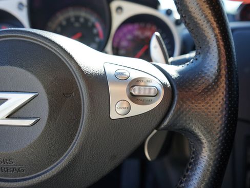 Used 2014 Nissan 370Z Coupe image 22