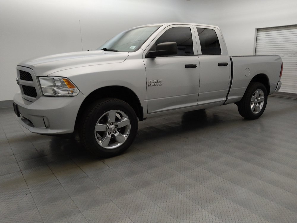 Used 2019 RAM 1500 Express w/ Express Value Package AWD/4WD image 2