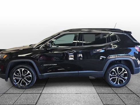 Used 2023 Jeep Compass Limited AWD/4WD image 8