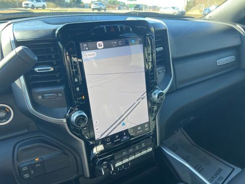 Used 2024 RAM 2500 Big Horn w/ Level 2 Equipment Group image 19