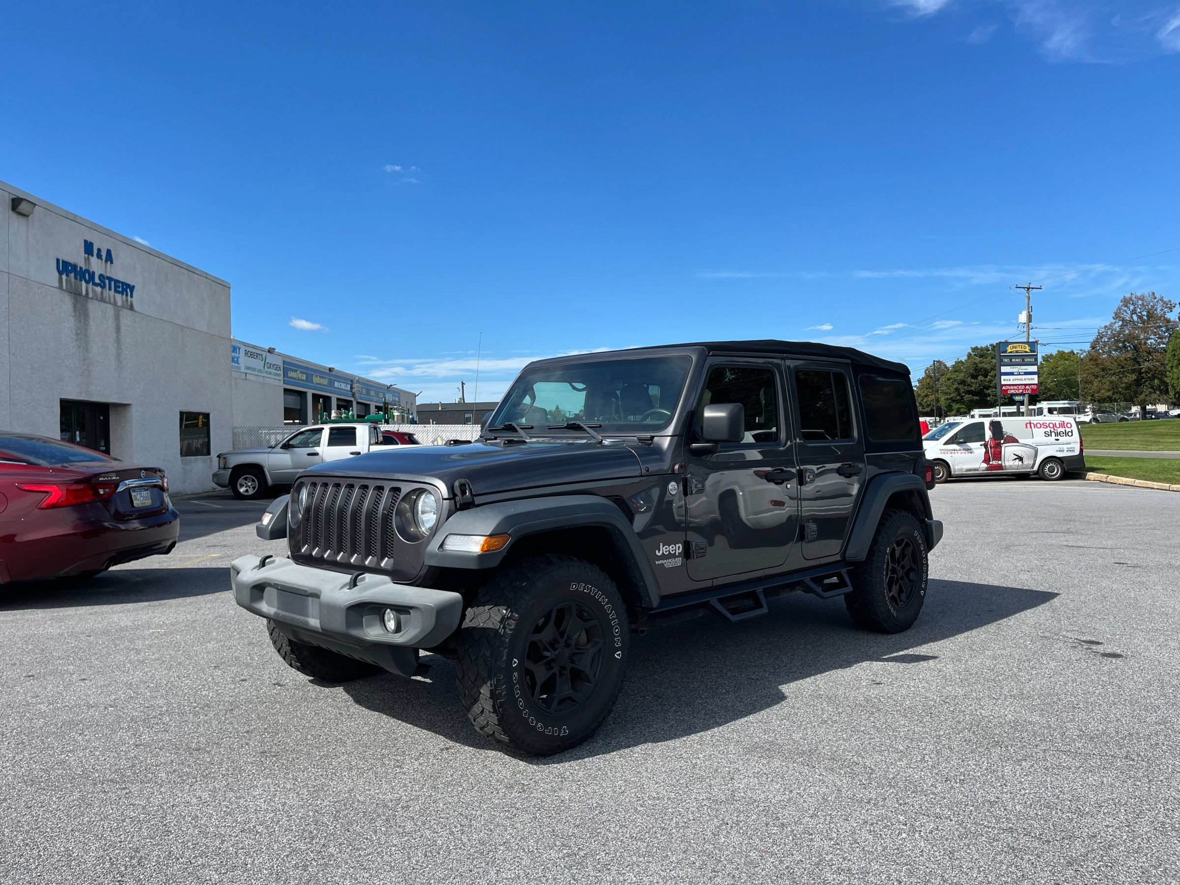 Used 2018 Jeep Wrangler Unlimited Sport S AWD/4WD image 33